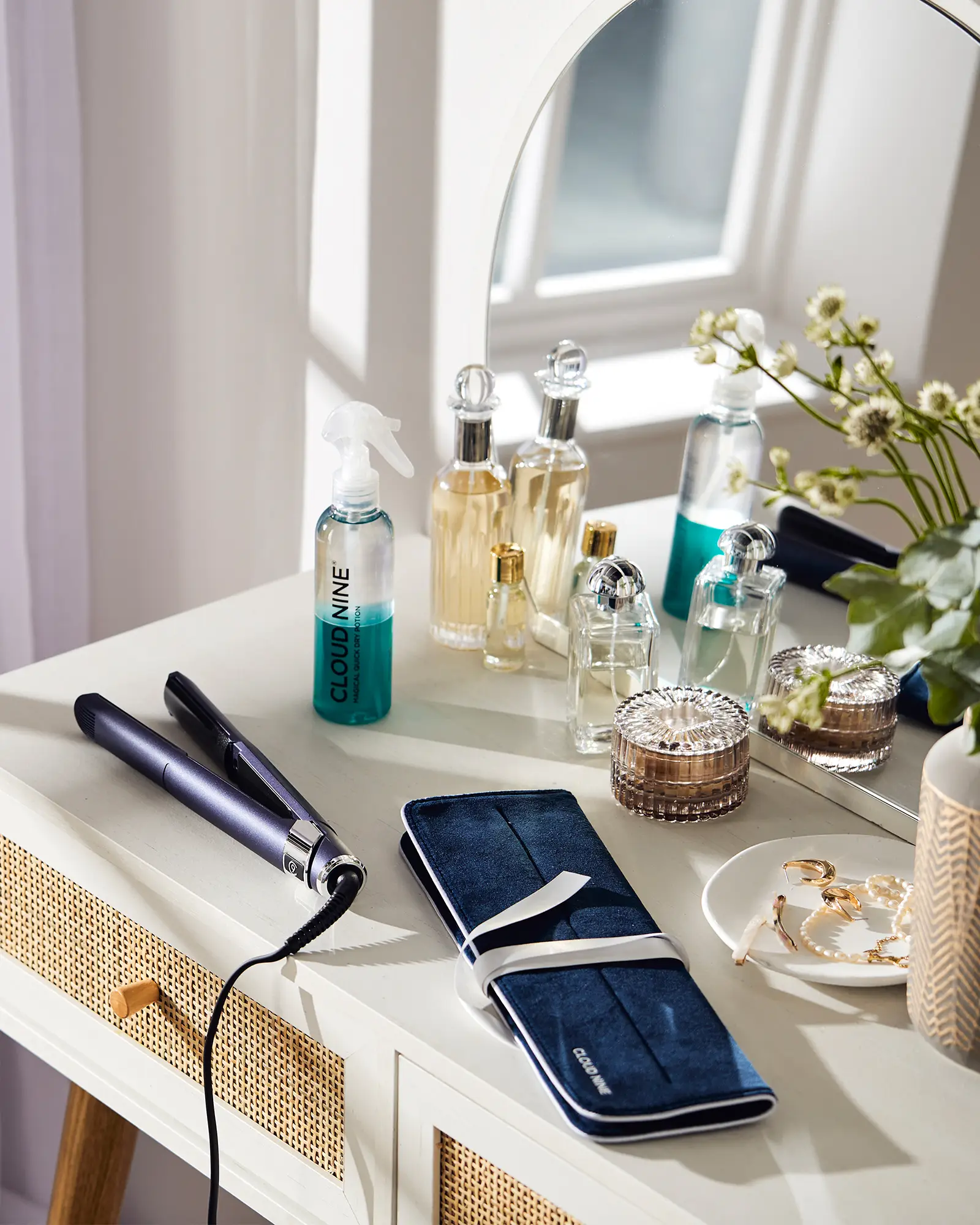 2-in-1 Contouring Iron Pro